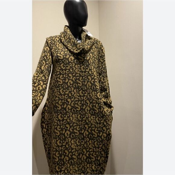 Vasna Blue‎ Animal Print Tunic Dress Long Sleeve Cowl Neck Size Medium - Picture 3 of 13